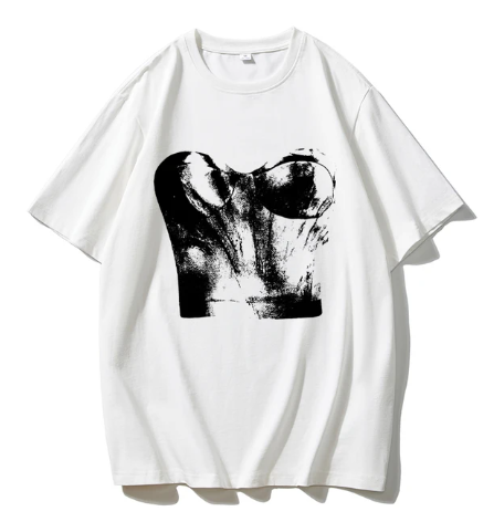 Britta - Hirsionsan Harajuku T-shirt med grafisk print