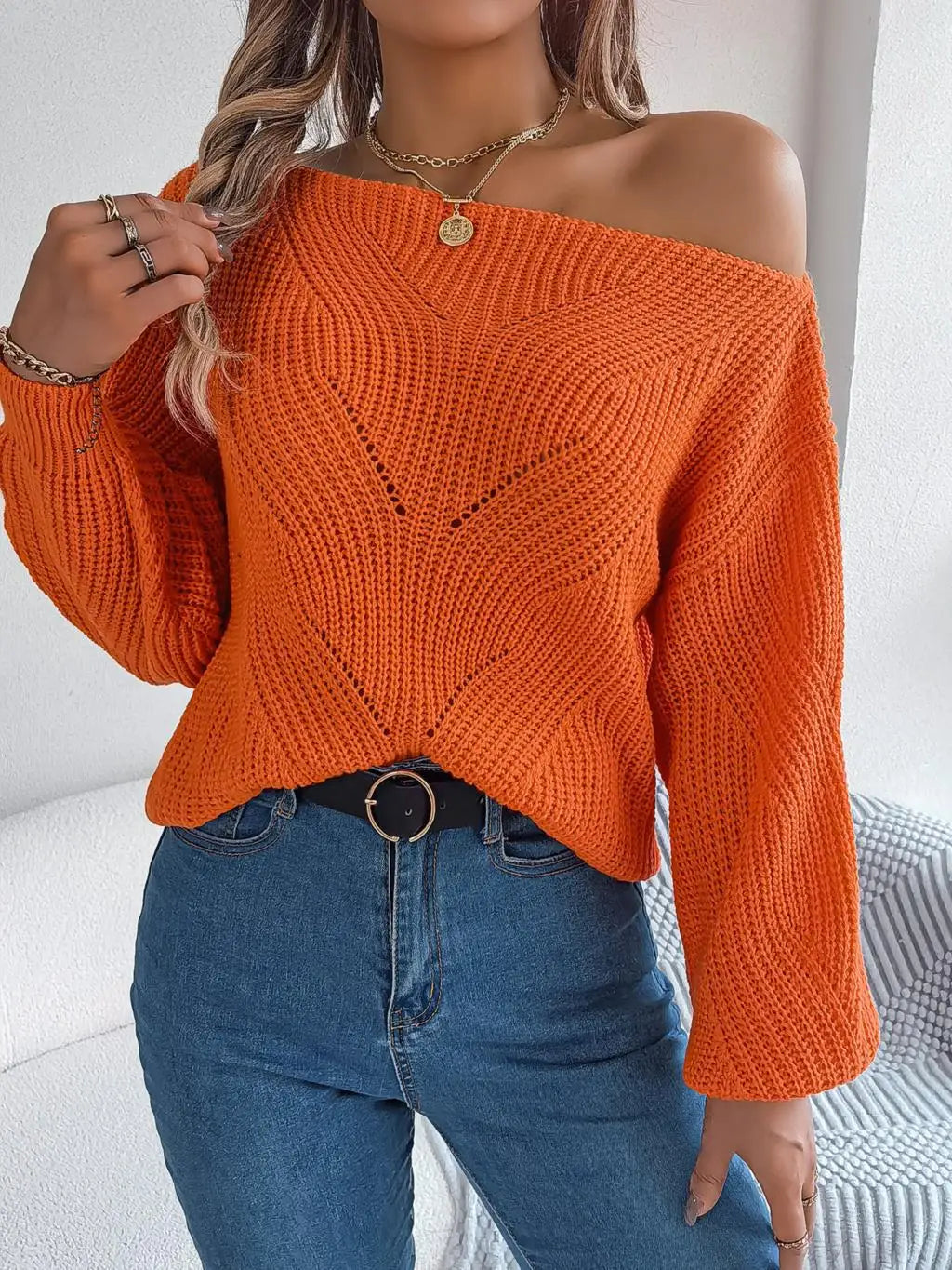 Jackie - Strikket trøje med off-shoulder